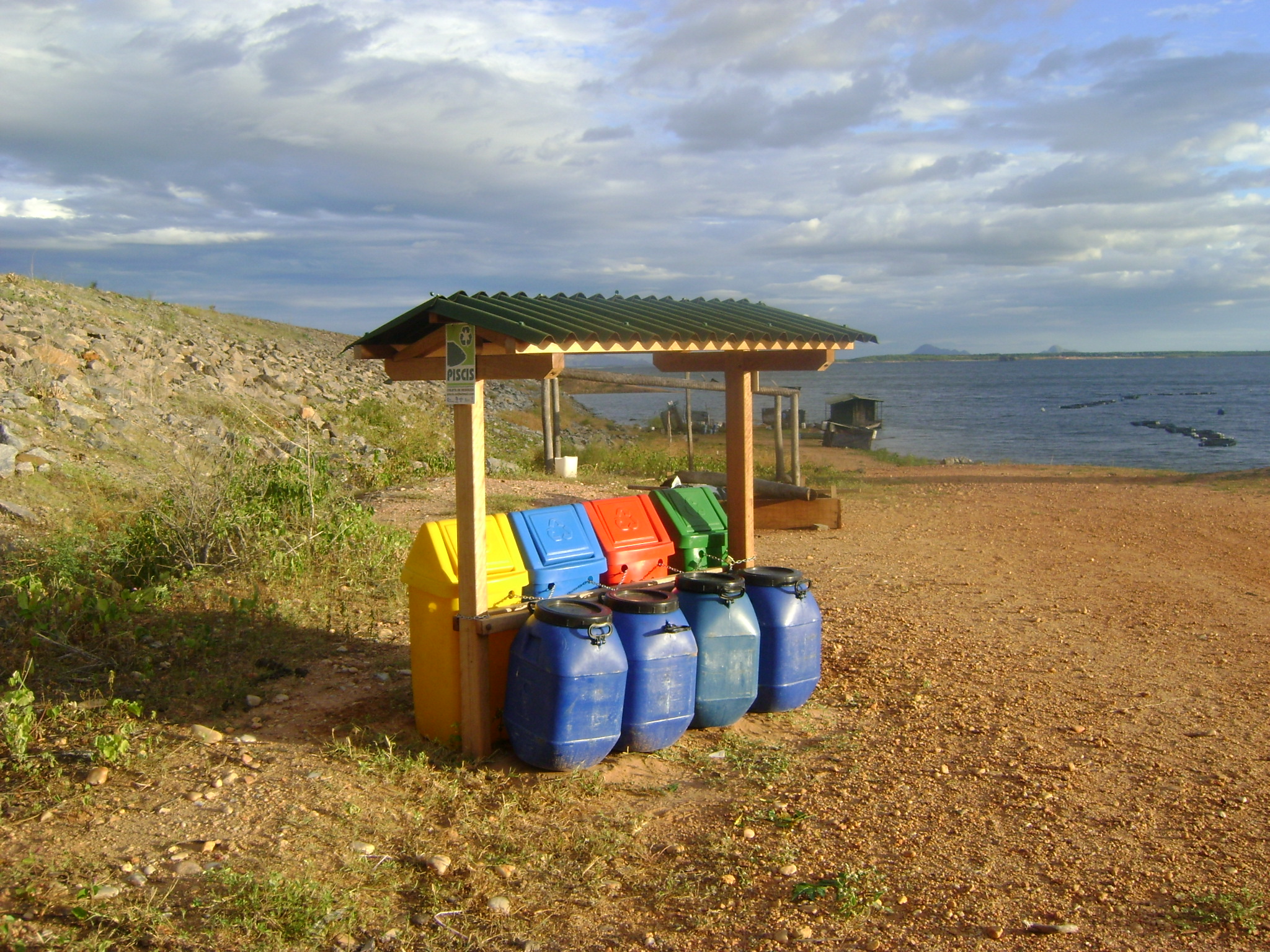 Quiosques de coleta da PISCIS.